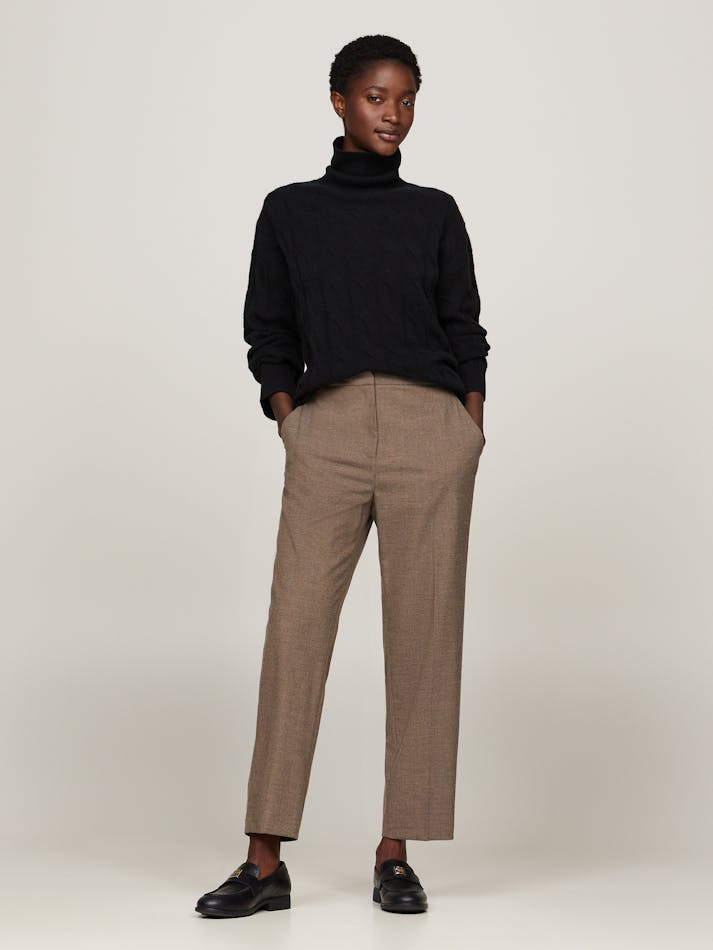 BA1F4707-F9AB-E747-D3DD-DD562E4C9172