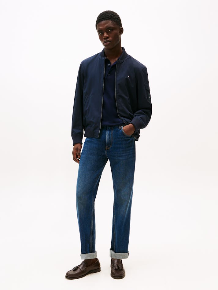 BAABAE82-20BC-7D39-AFF0-68BC78E88054