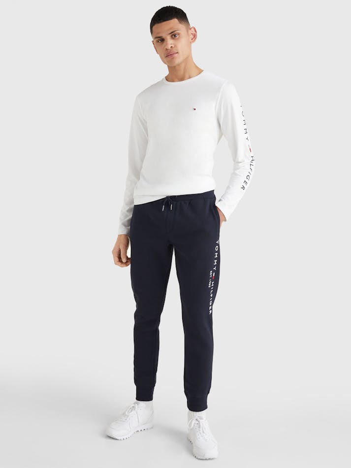 BC04E8B1-EAAF-A184-27AE-4481599F5ED2