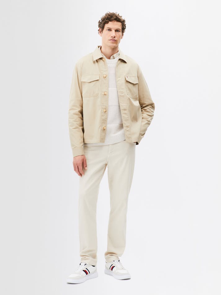 CB2B1D11-933E-82D7-1C3E-35B26A3229E8