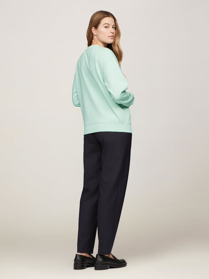 D2CF58A7-DA01-AC17-1C48-8BF5FBA1D8A2