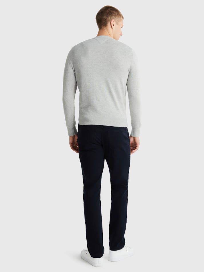 D5ACB13A-965F-B868-9F28-D979DC04CEFF