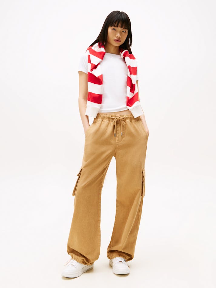 D702A125-2E3F-D887-21A0-99CD59E65324