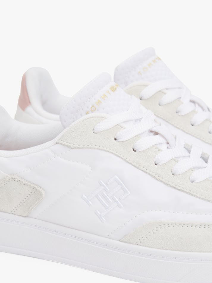 D80497FB-78B2-EB66-F6CC-F702C2D20837