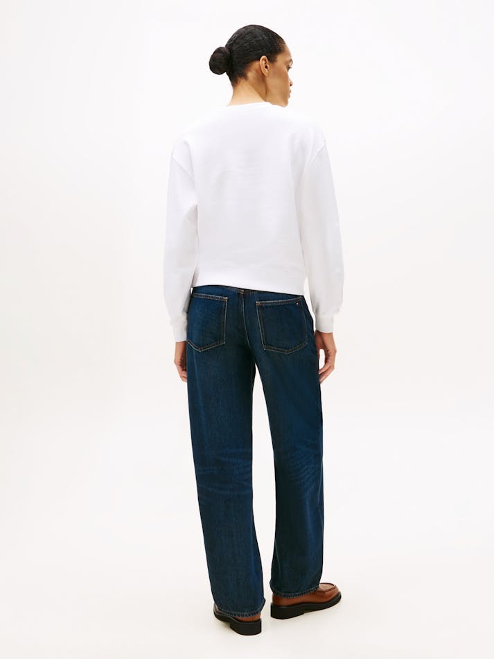 D97A8231-8D33-B652-1375-59FF8A1E304C