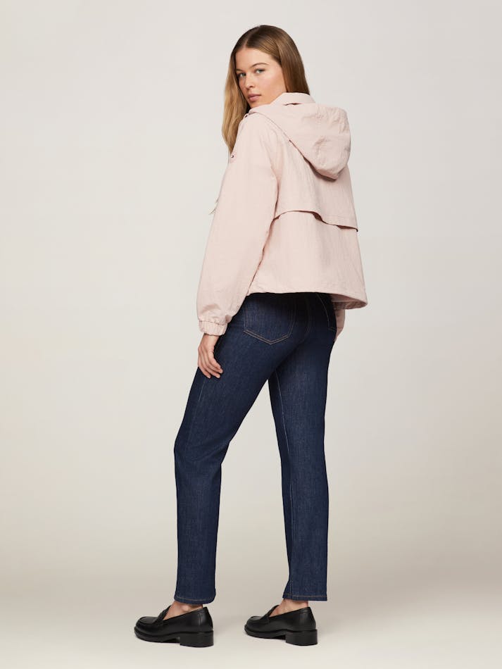 DC757429-AC90-F6DD-6165-93744145BBA8