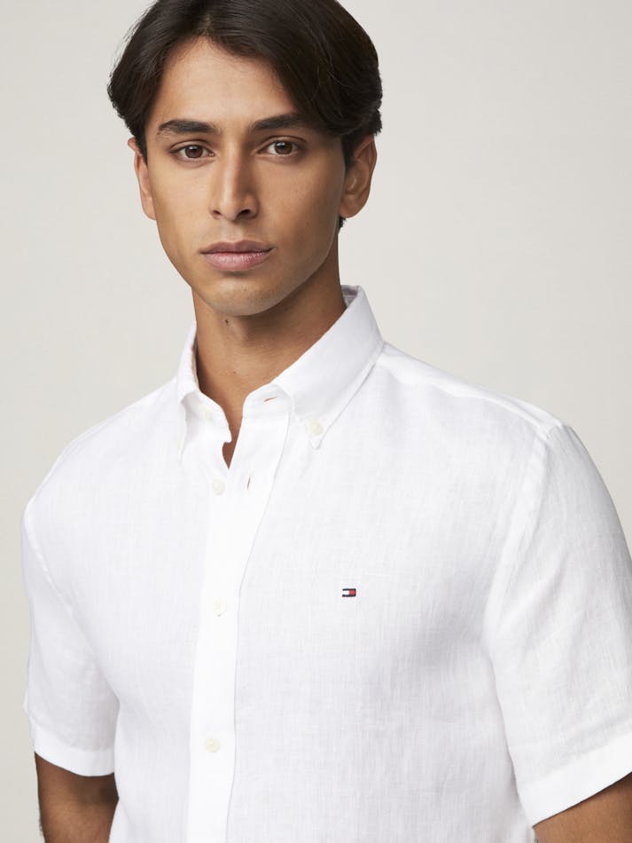 E2649FE0-8002-8319-9D42-7C632A180072