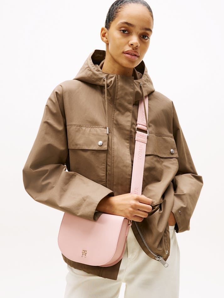 E34E7479-A426-6289-7986-7568A402D0B7