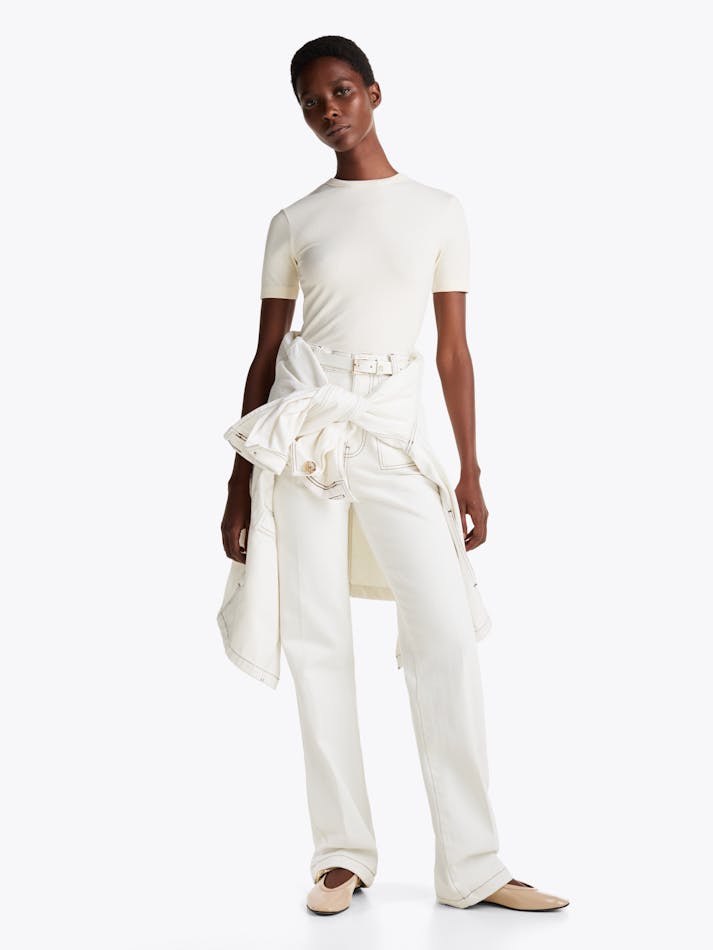 E4FA86BD-5D78-7CA5-D3F7-8B6230EF4C51