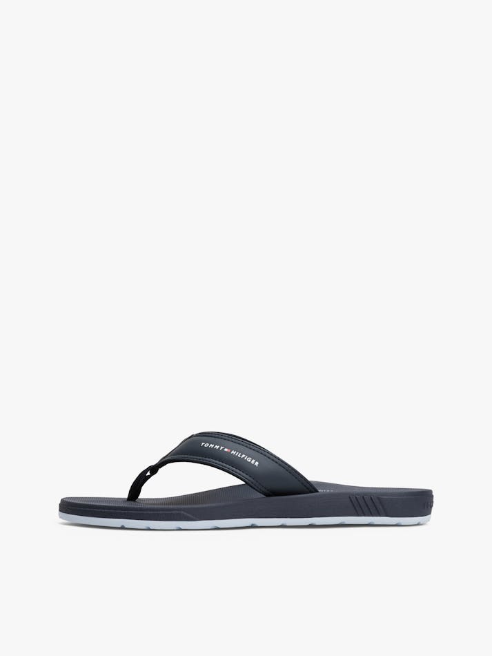 E8F2C0C0-2865-CFAC-445F-EC82BBA5B913