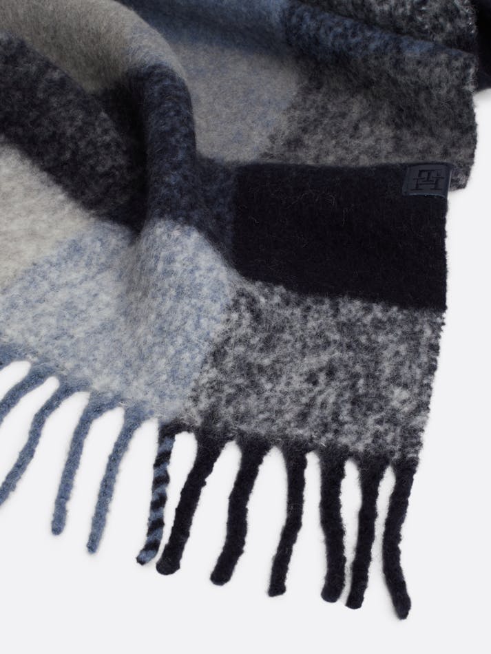 F31CEA6F-90F0-93DF-8371-EB9786B6F9C0