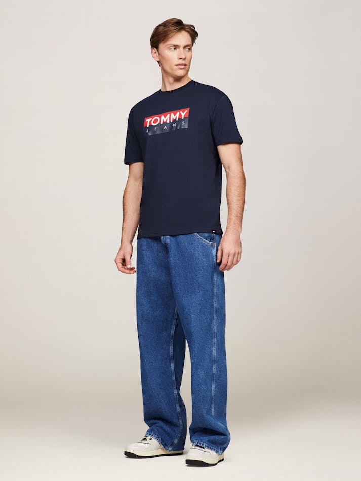 FDCACB2B-9292-7987-7506-D767A7F4DBD1