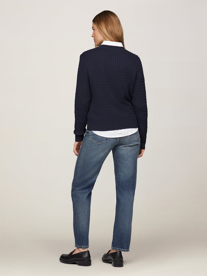 FEE5FCFE-17FF-409A-940C-ACC81FFC8262